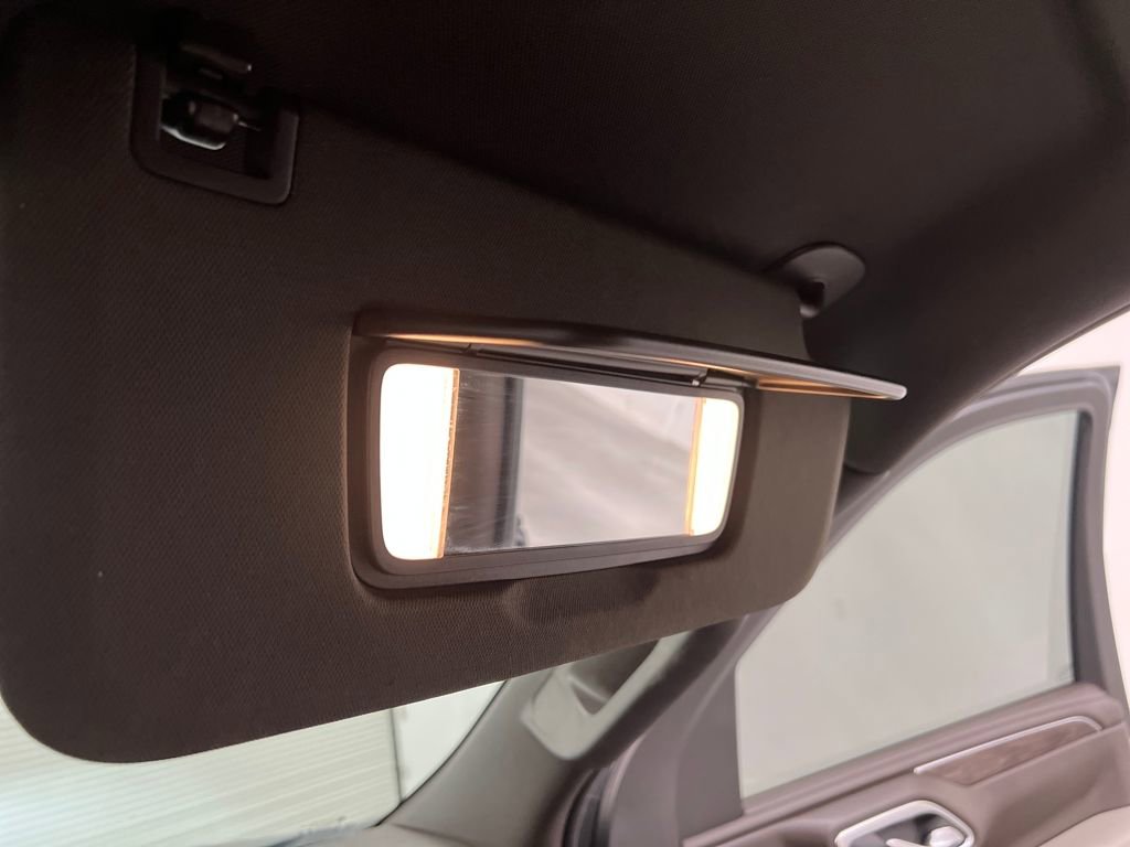 Used 2021 Chevrolet Suburban Z71 w/ Z71 Off-Road Package image 63