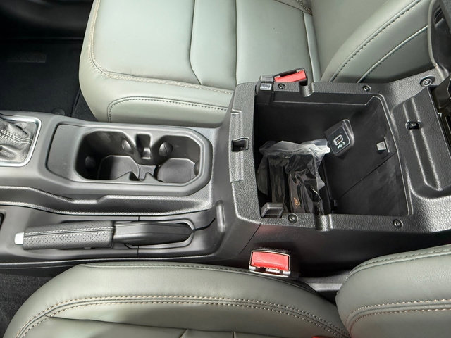 New 2025 Jeep Gladiator Mojave image 31