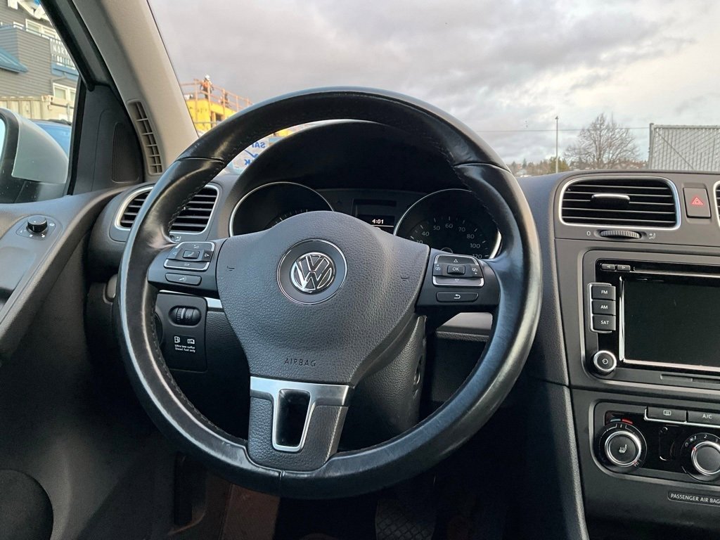 Used 2013 Volkswagen Golf TDI image 20