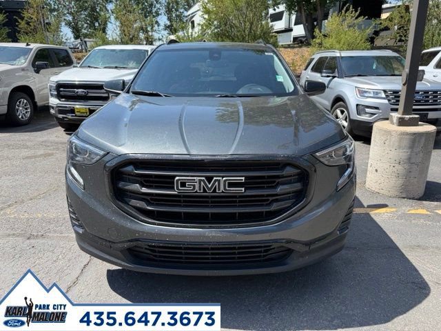 Used 2021 GMC Terrain SLE w/ Driver Convenience Package AWD/4WD image 2