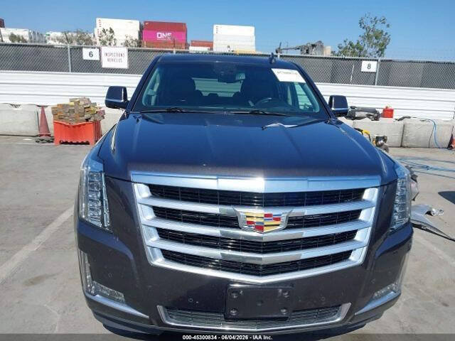 Used 2016 Cadillac Escalade Luxury RWD image 13