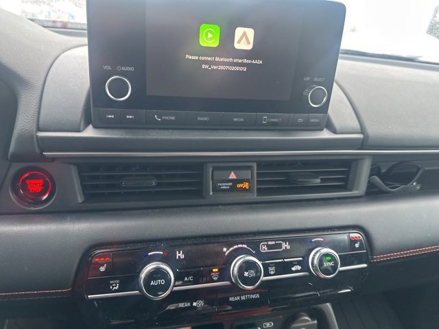 Used 2023 Honda Pilot Sport image 10