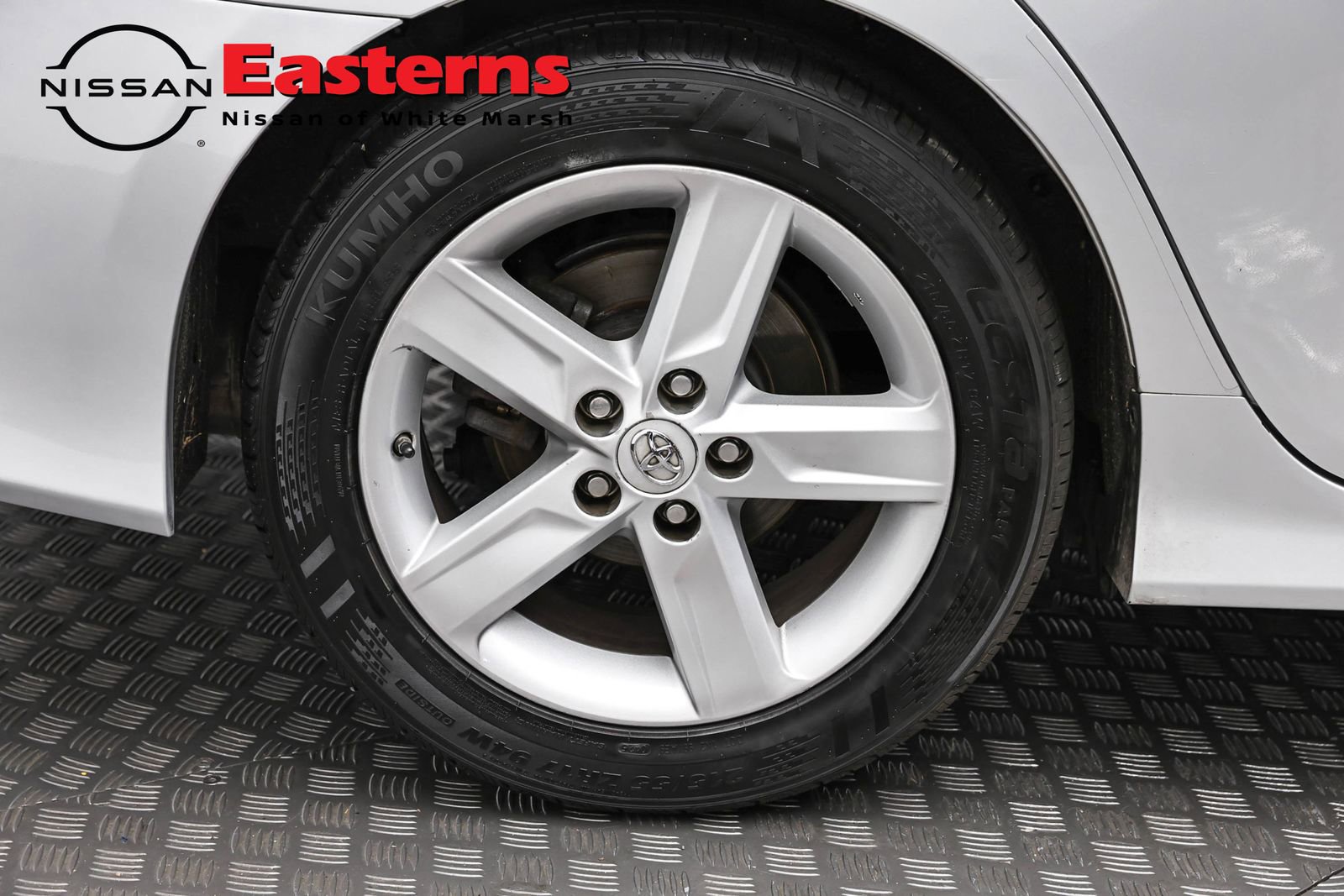 Used 2014 Toyota Camry SE FWD image 29