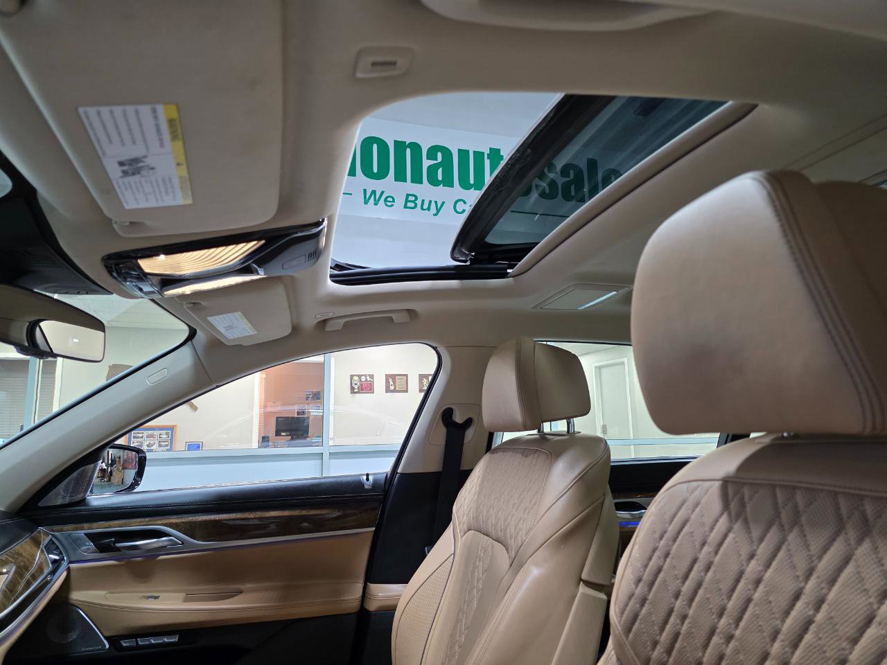 Used 2017 BMW 740i xDrive image 43