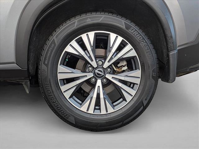 Used 2023 Nissan Rogue SV w/ SV Premium Package AWD/4WD image 24