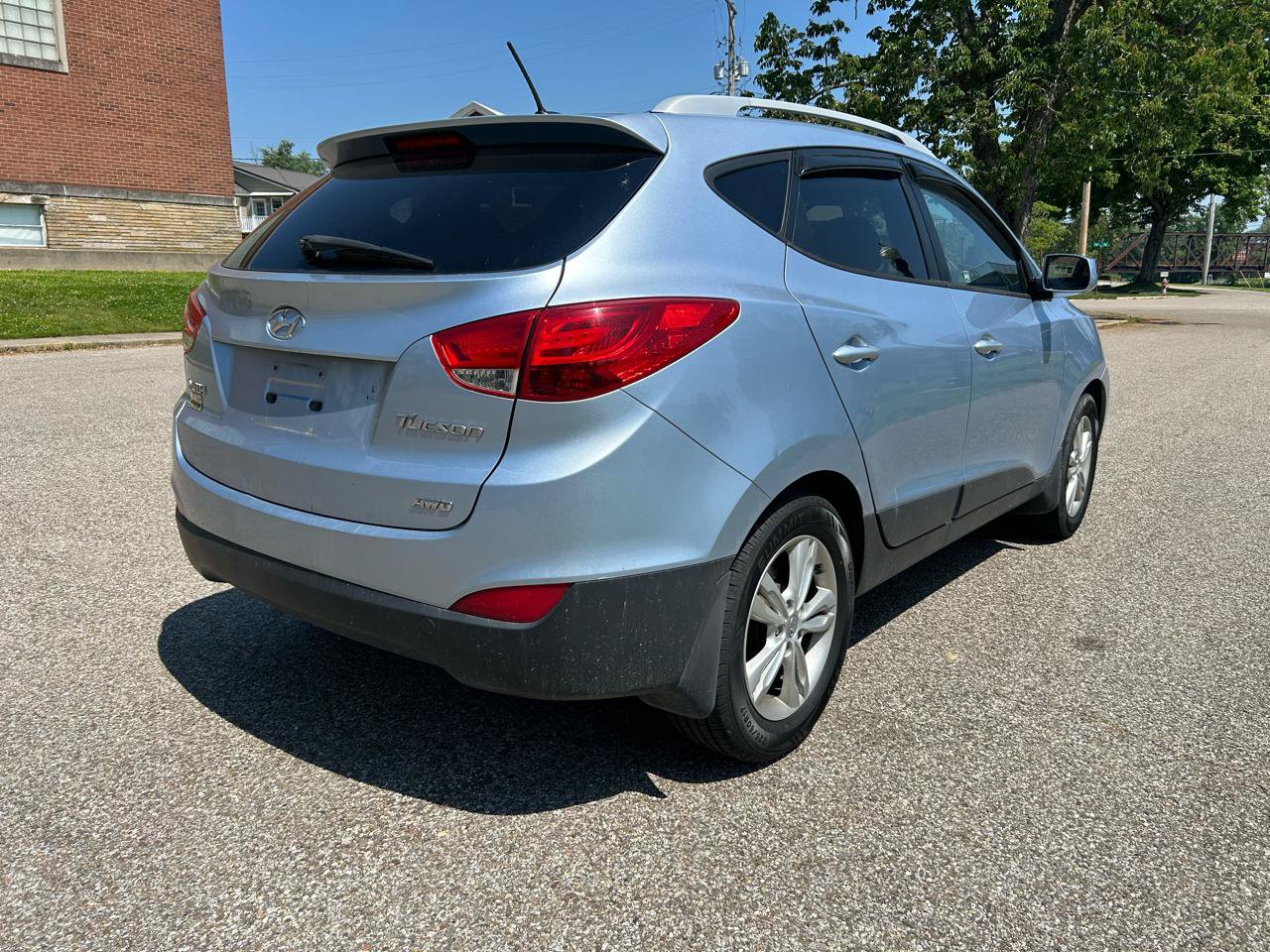 Used 2011 Hyundai Tucson GLS AWD/4WD image 5