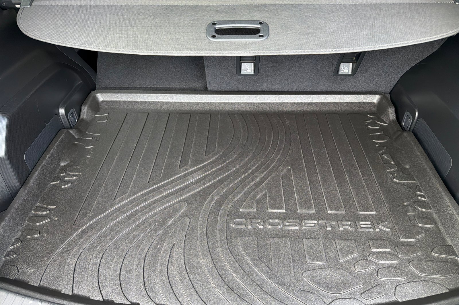 Used 2025 Subaru Crosstrek 2.0i Premium w/ Crosstrek Mirror Package AWD/4WD image 15