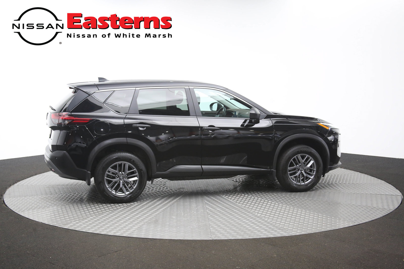 Used 2023 Nissan Rogue S AWD/4WD image 38