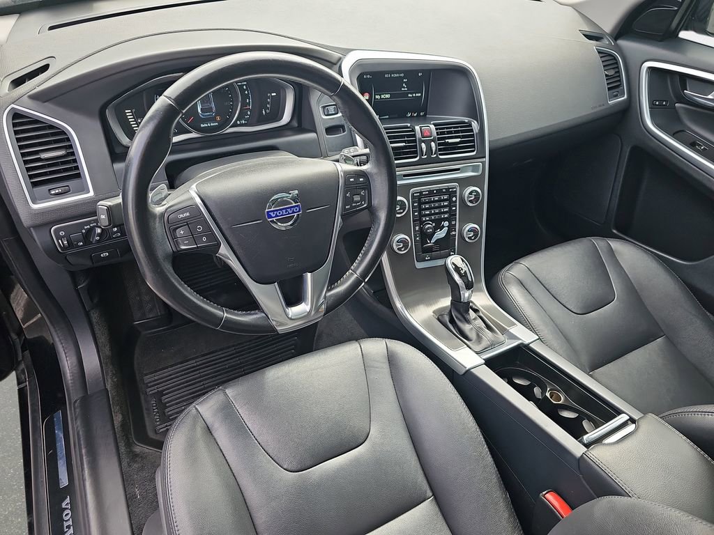 Used 2015 Volvo XC60 T6 AWD/4WD image 18