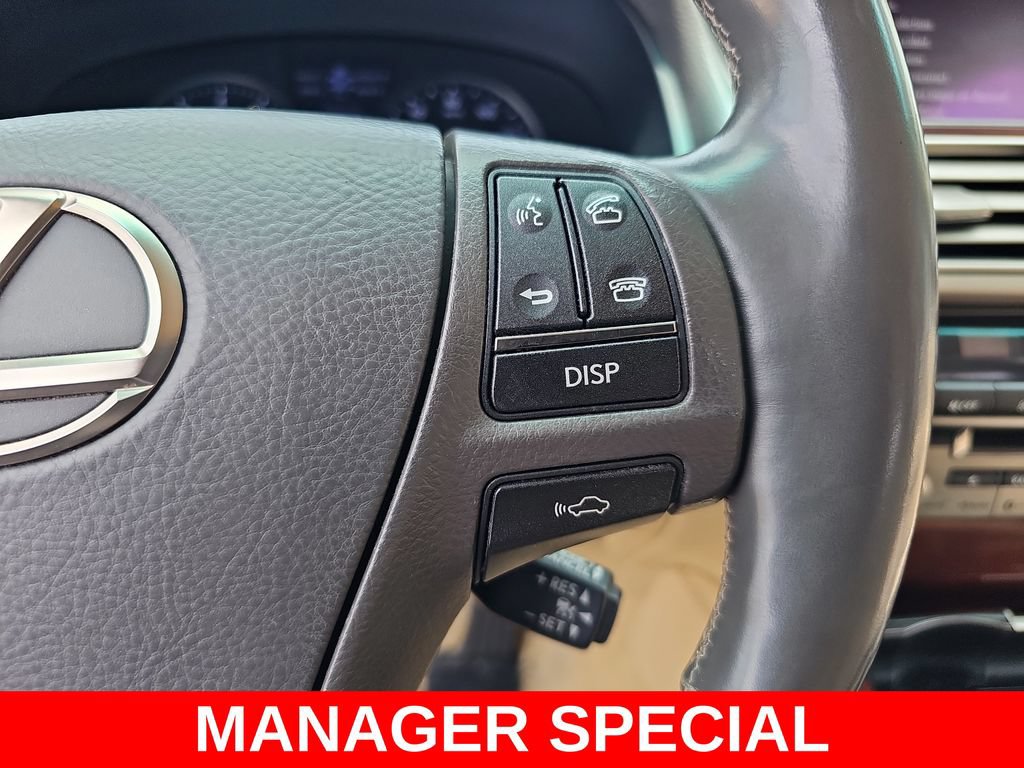 Used 2016 Lexus LS 460 w/ Comfort Package RWD image 18