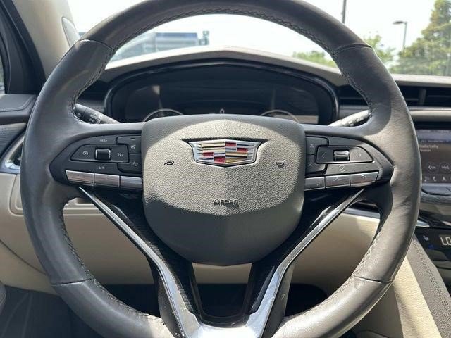 Certified 2023 Cadillac XT6 Premium Luxury AWD/4WD image 21