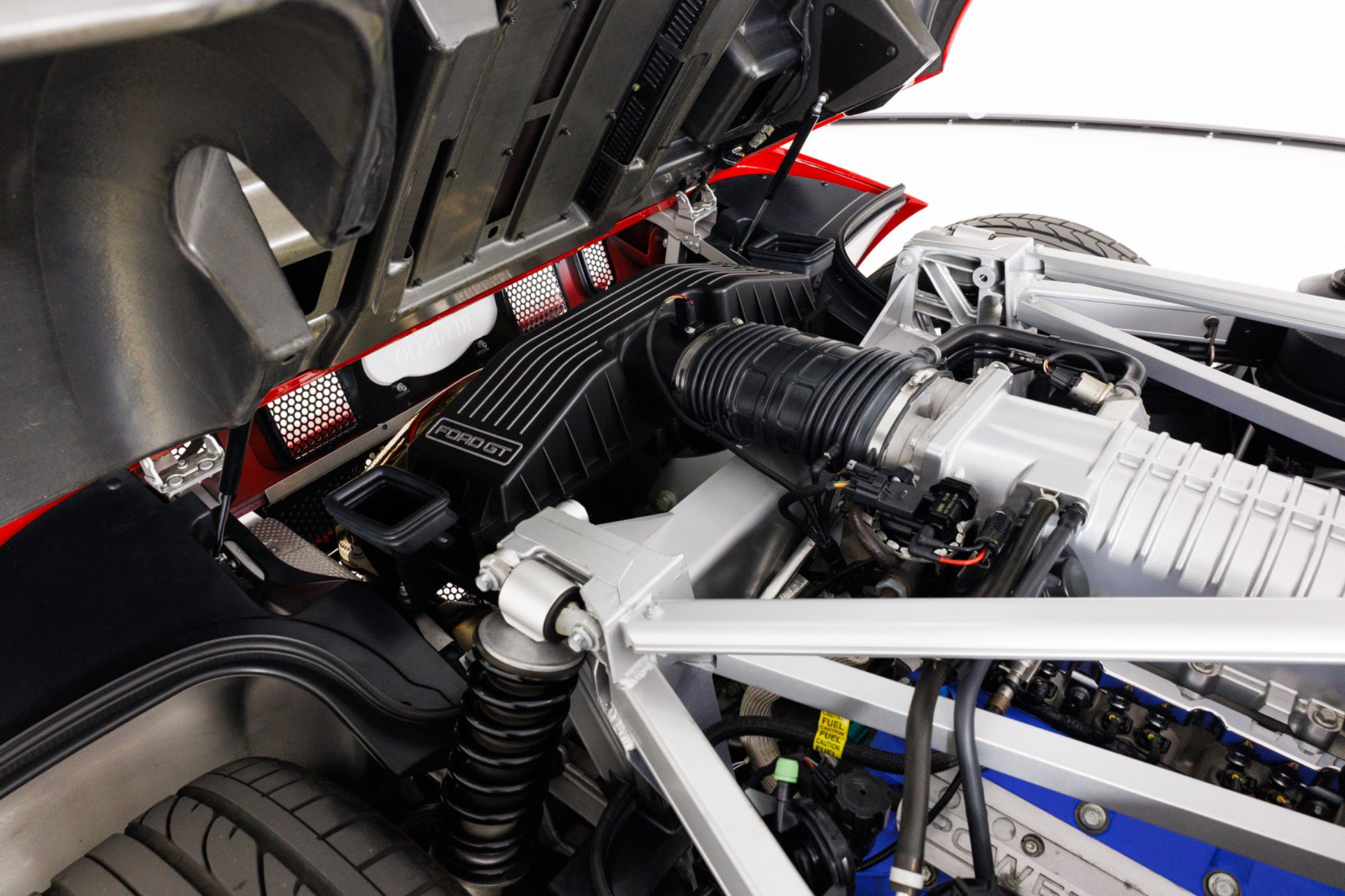 Used 2006 Ford GT RWD image 57