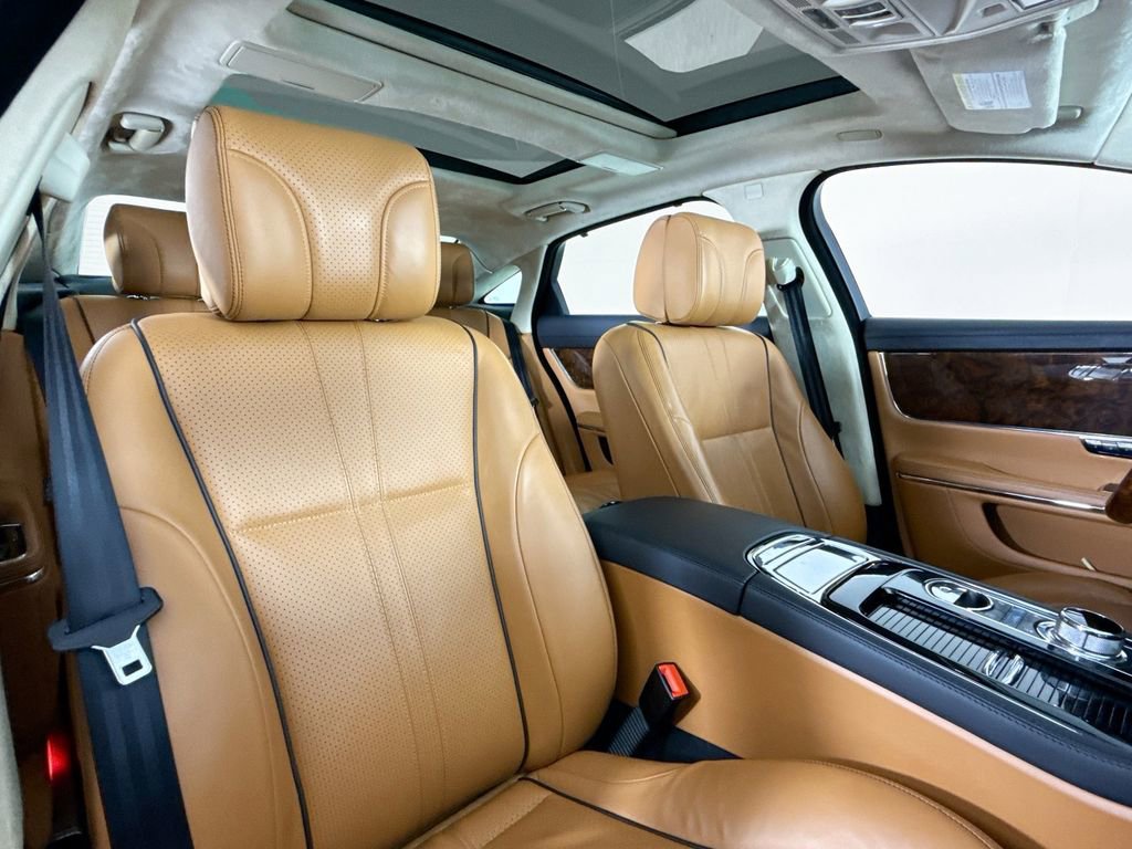 Used 2014 Jaguar XJ L Supercharged image 14