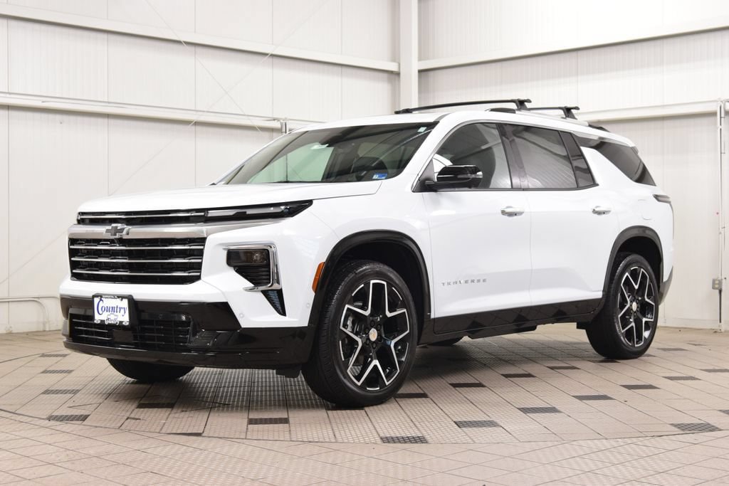 New 2026 Chevrolet Traverse High Country AWD/4WD image 3