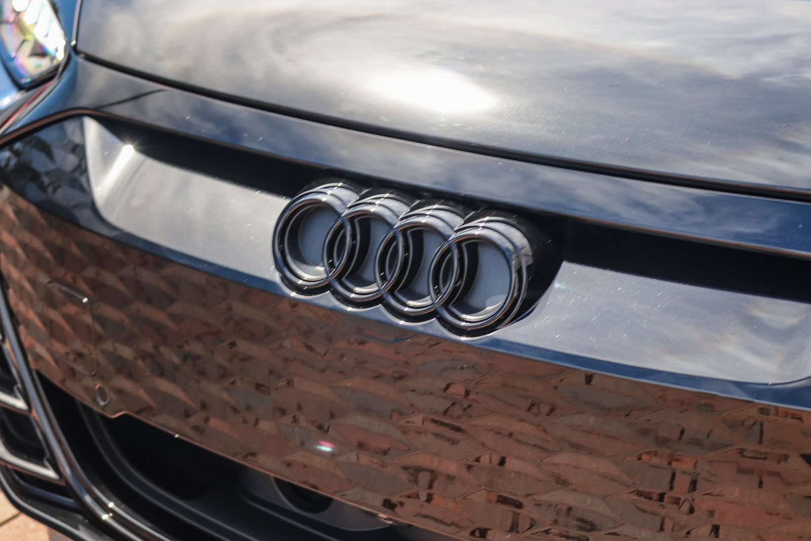 Used 2023 Audi e-tron GT Prestige AWD/4WD image 11
