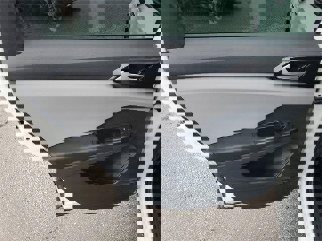 Certified 2023 Volkswagen Taos S image 8