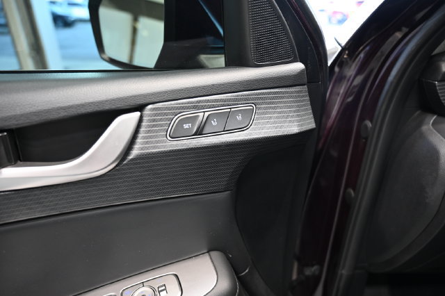 Used 2023 Hyundai Palisade Limited AWD/4WD image 33