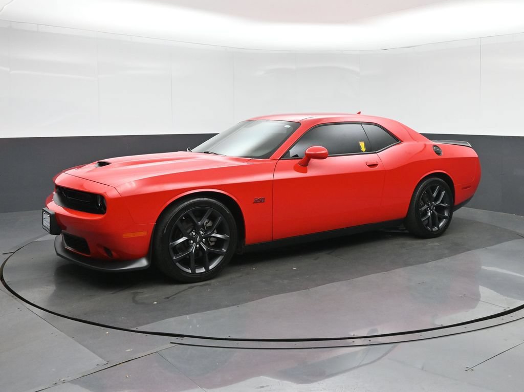 Used 2022 Dodge Challenger R/T w/ Plus Package RWD image 3