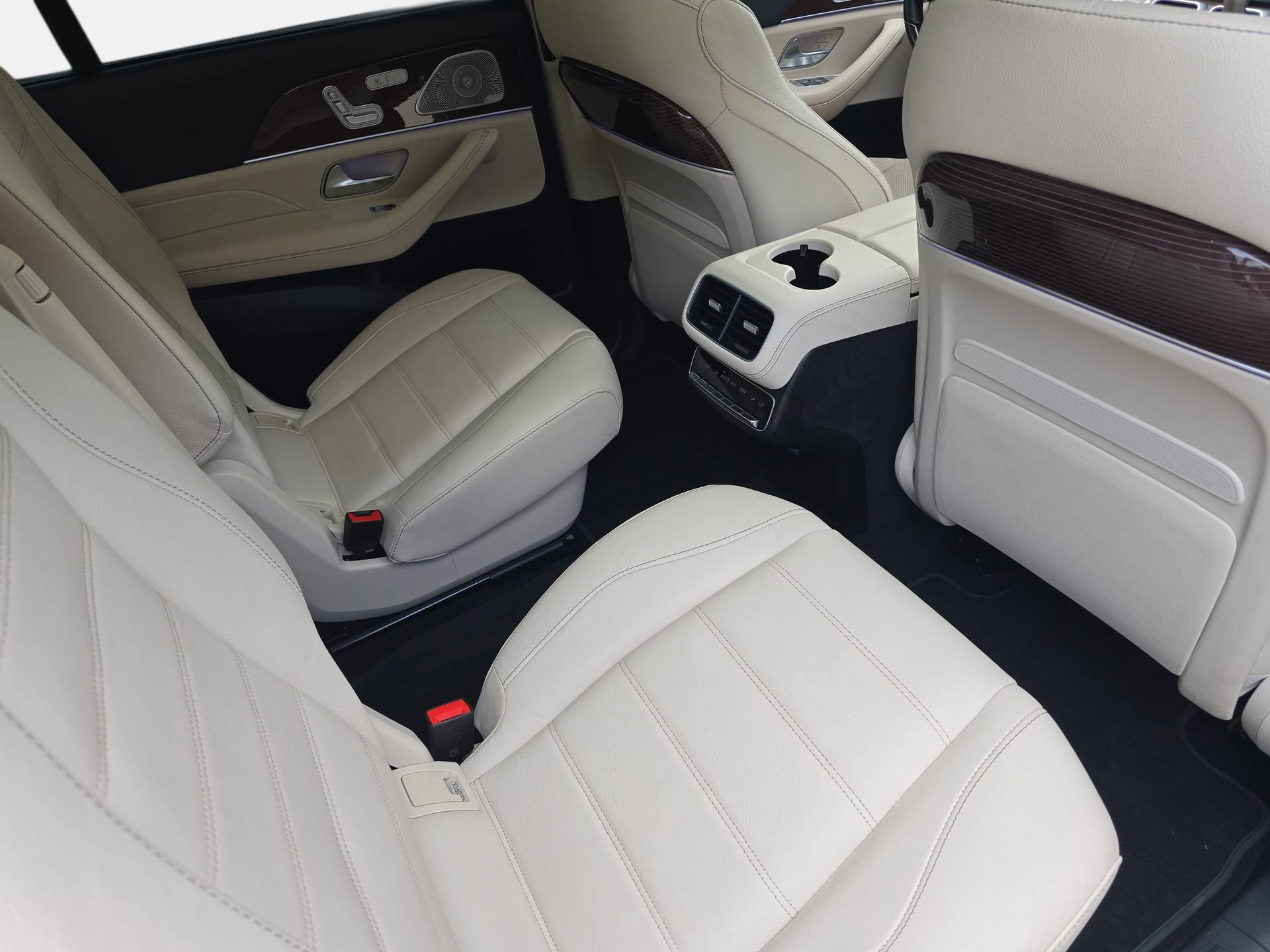 Certified 2023 Mercedes-Benz GLS 580 4MATIC image 11