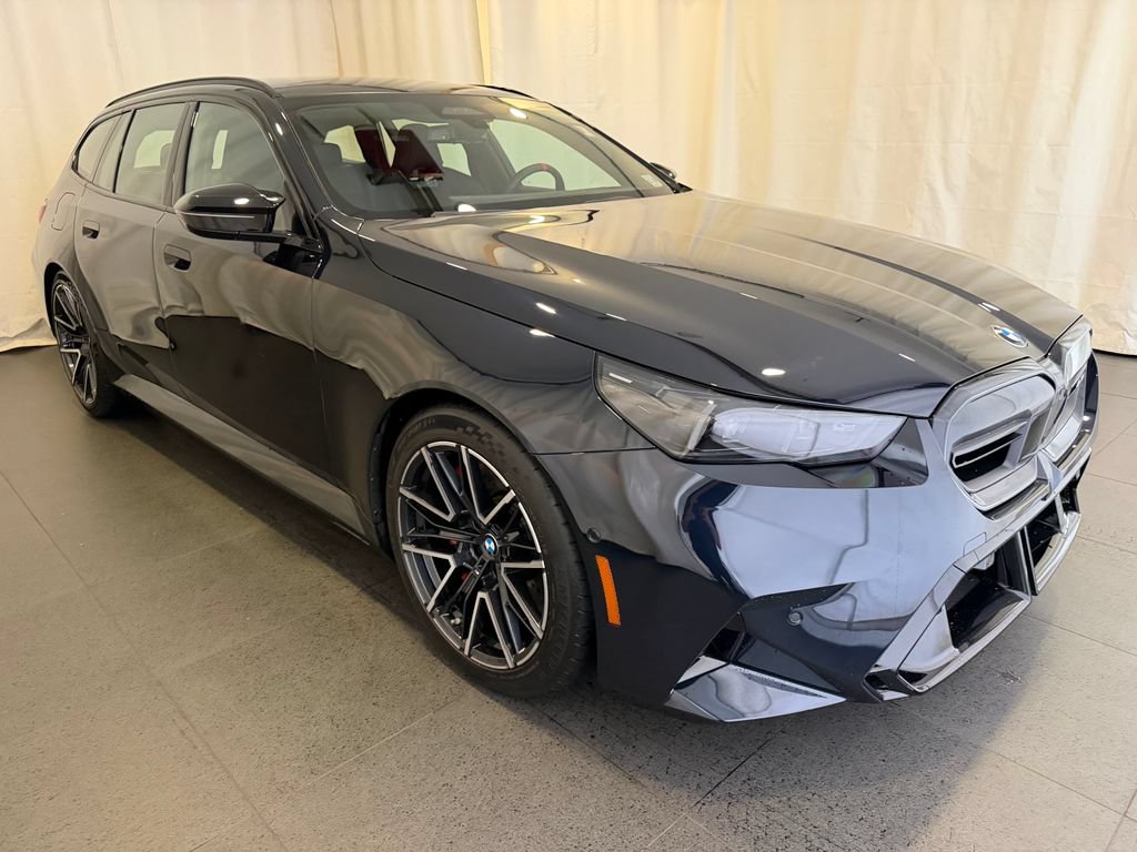 Used 2026 BMW M5 Touring AWD/4WD image 7