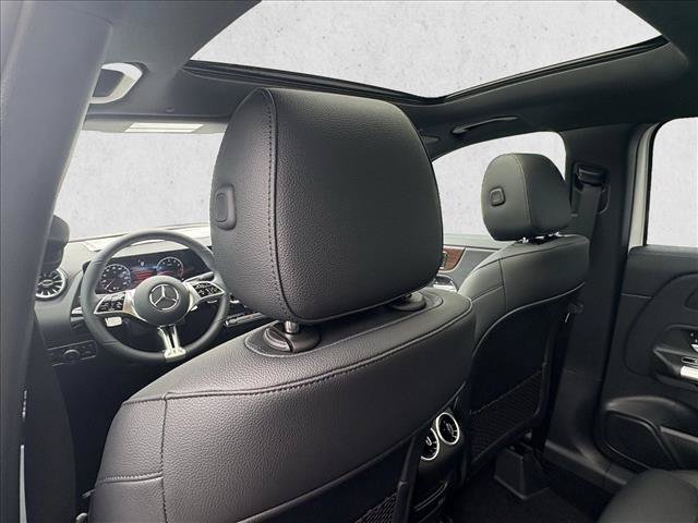 Used 2026 Mercedes-Benz GLA 250 image 16