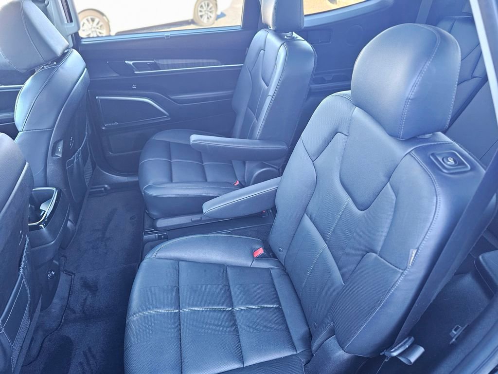 Used 2024 Kia Telluride SX image 18