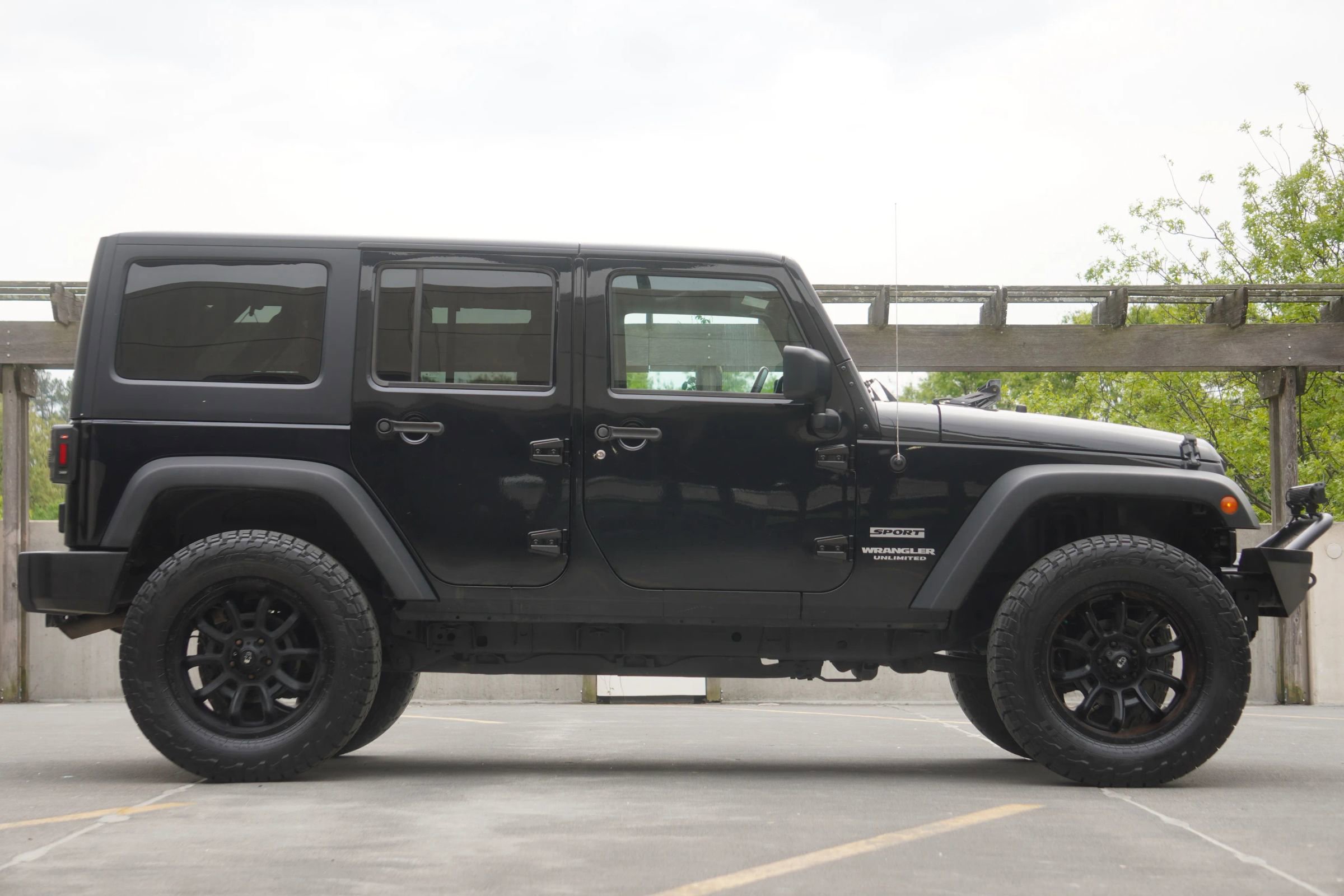 Used 2016 Jeep Wrangler Unlimited Sport w/ Quick Order Package 24S AWD/4WD image 19