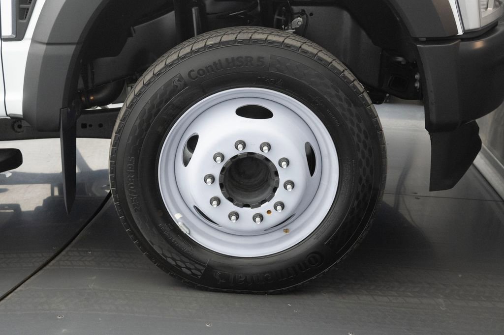 New 2025 Ford F450 XL RWD image 26