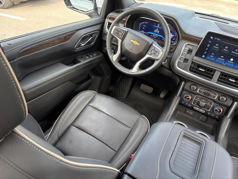Used 2024 Chevrolet Tahoe Premier w/ Premium Package AWD/4WD image 13