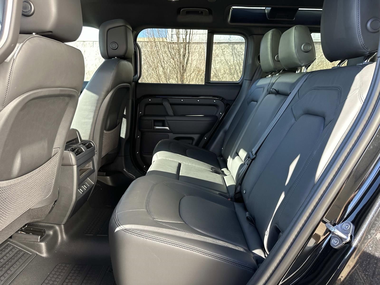 New 2026 Land Rover Defender 110 S image 19