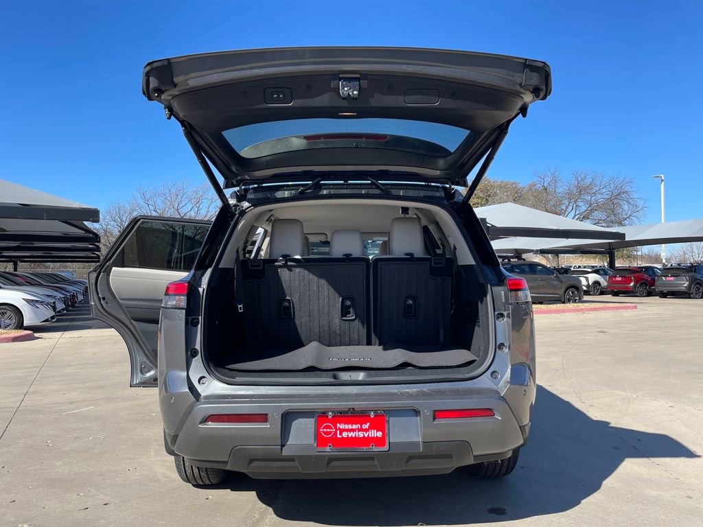 New 2026 Nissan Pathfinder SL w/ Cargo Package FWD image 27