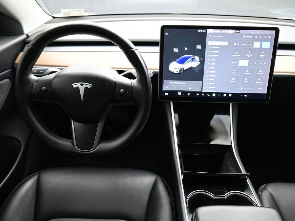 Used 2019 Tesla Model 3 Standard Range Plus image 5
