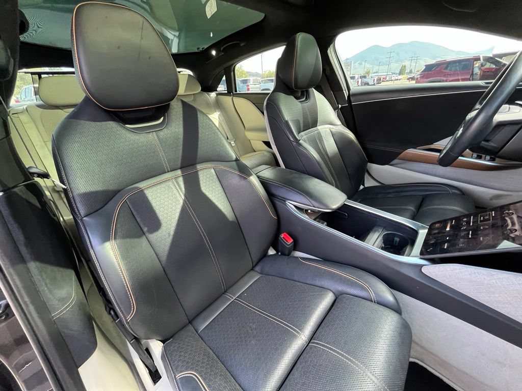 Used 2022 Lucid Air Grand Touring AWD/4WD image 16