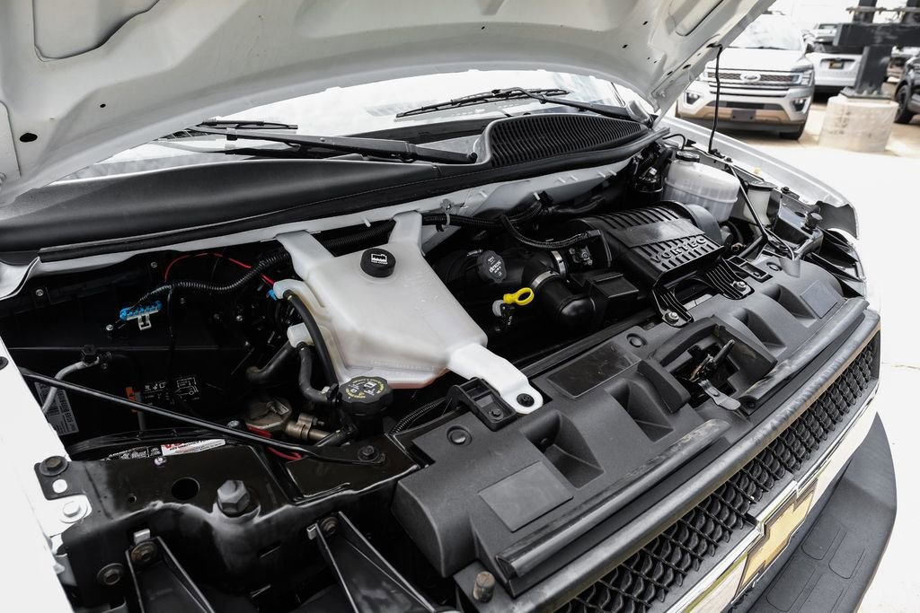 Used 2020 Chevrolet Express 2500 Extended w/ Driver Convenience Package RWD image 46