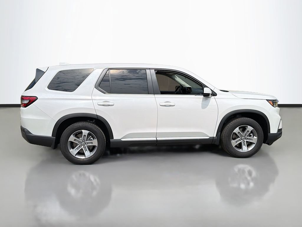 Used 2025 Honda Pilot EX-L image 4