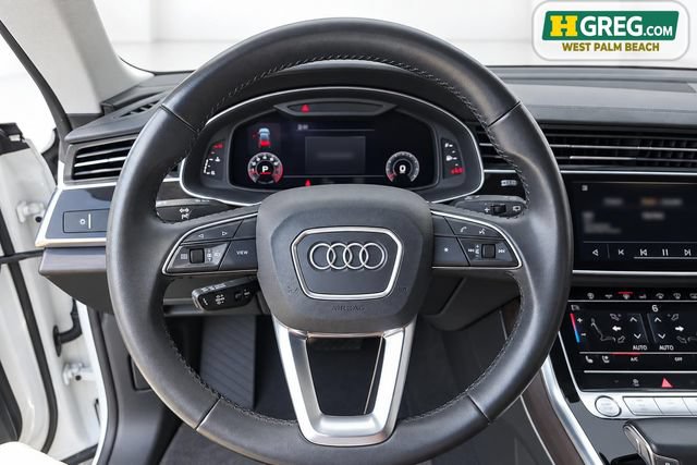 Used 2019 Audi Q8 Prestige w/ Adaptive Chassis Package AWD/4WD image 14