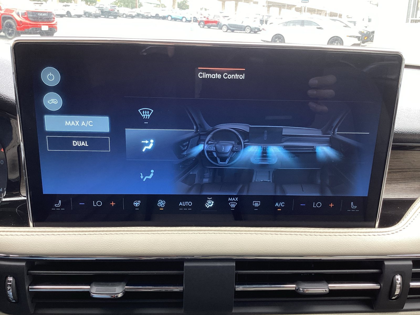 Used 2026 Lincoln Corsair Reserve w/ Jet Appearance Package FWD image 24
