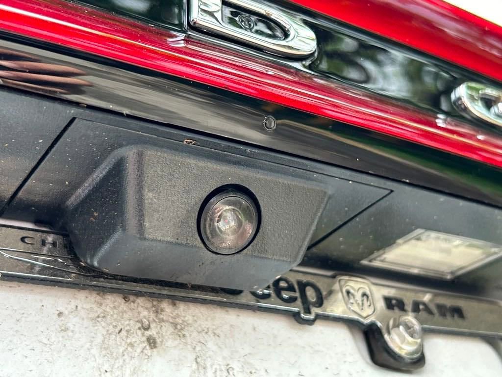 New 2024 Dodge Durango SXT w/ 3rd Row Seating Group image 18