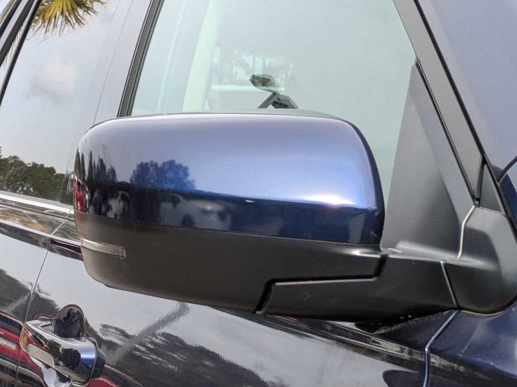 Used 2024 Honda Pilot Touring image 10