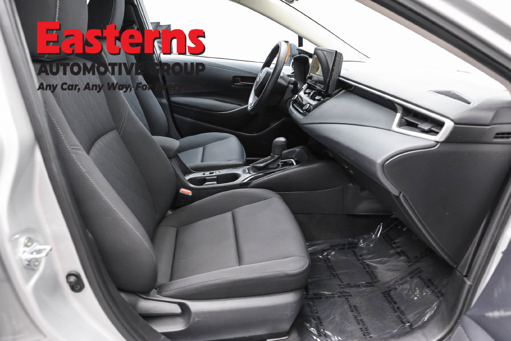 Used 2025 Toyota Corolla LE FWD image 24