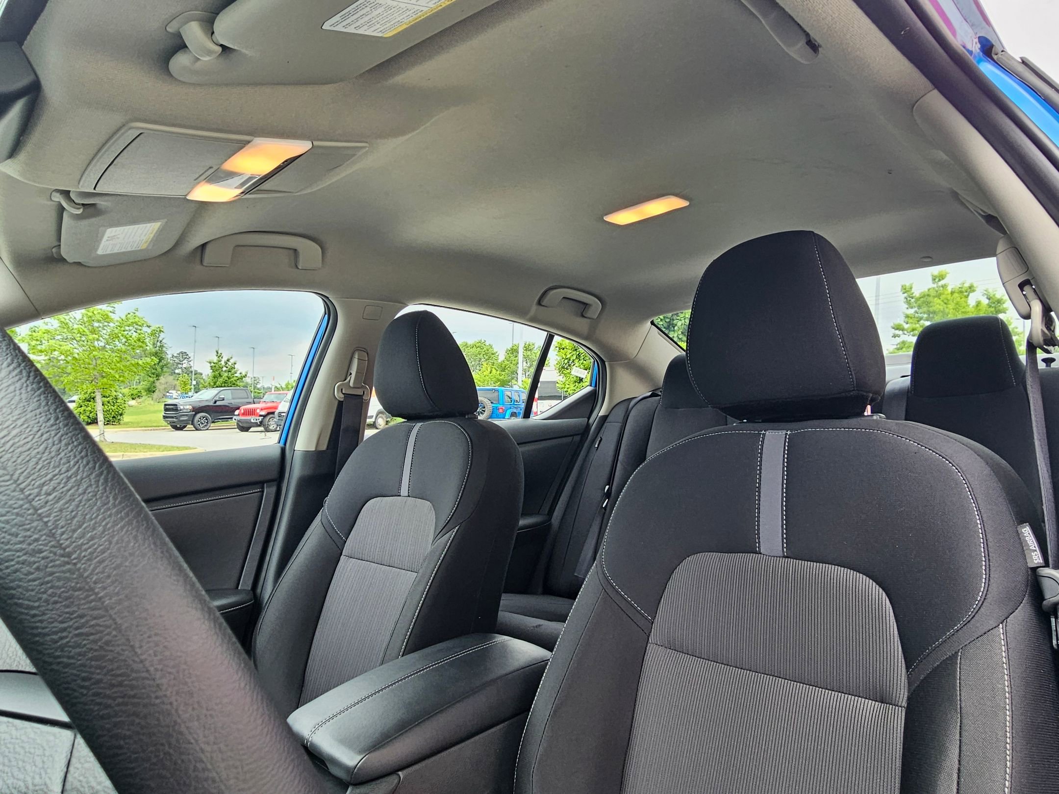 Used 2025 Nissan Sentra SV FWD image 21