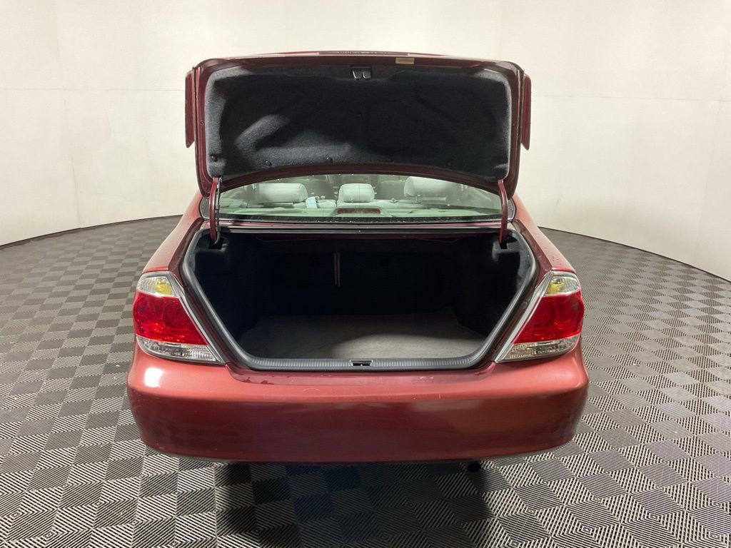Used 2006 Toyota Camry FWD image 10