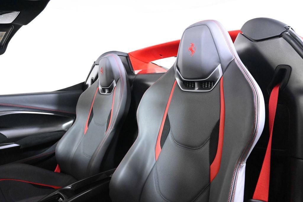 Used 2025 Ferrari 296 GTS RWD image 18
