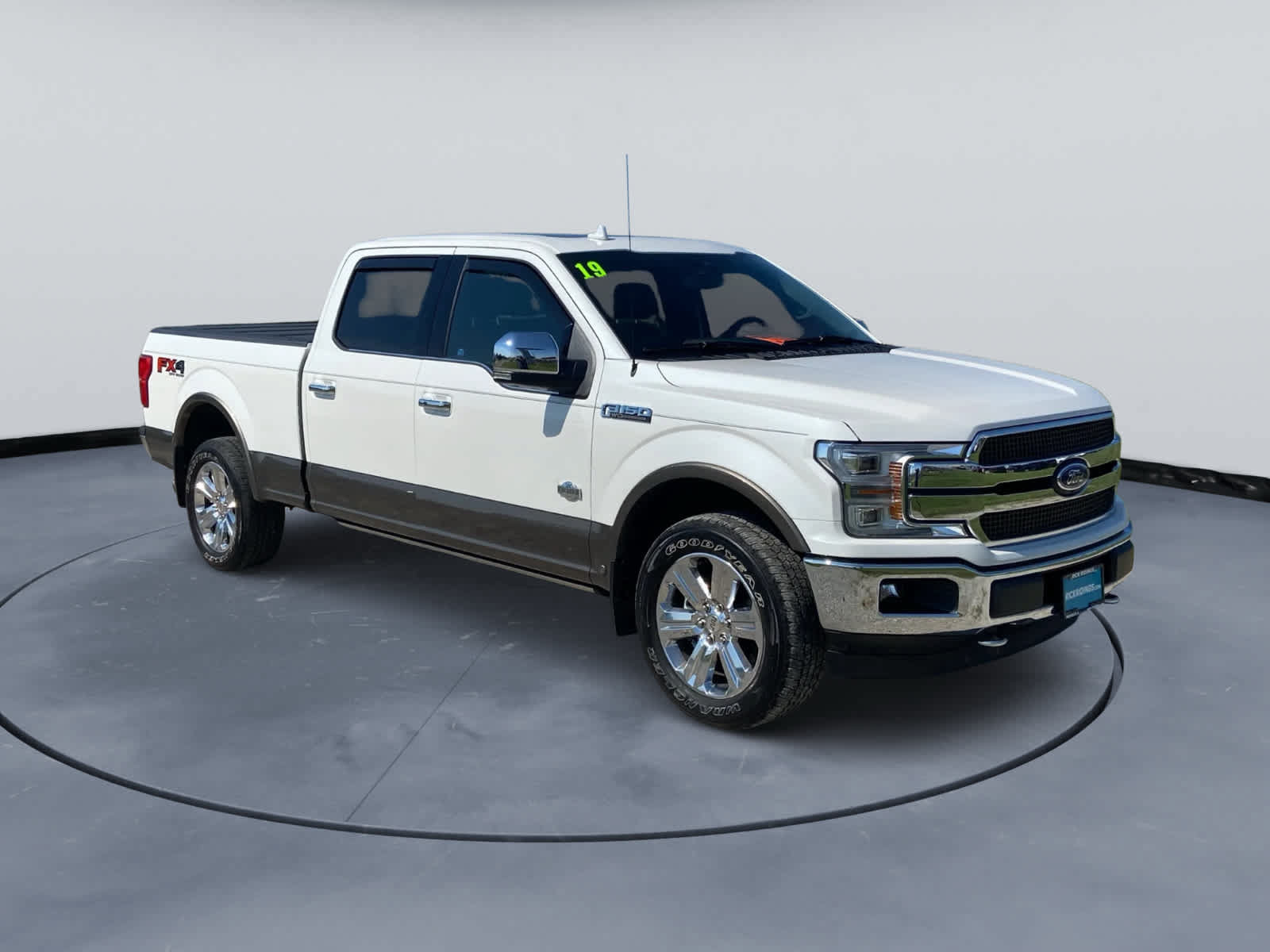 Used 2019 Ford F150 King Ranch w/ Equipment Group 601A Luxury AWD/4WD image 3