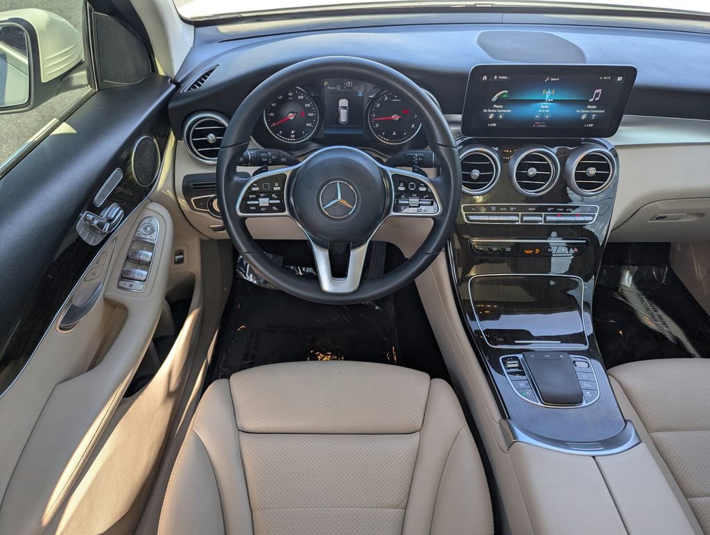 Used 2022 Mercedes-Benz GLC 300 w/ Premium Package Lite image 7