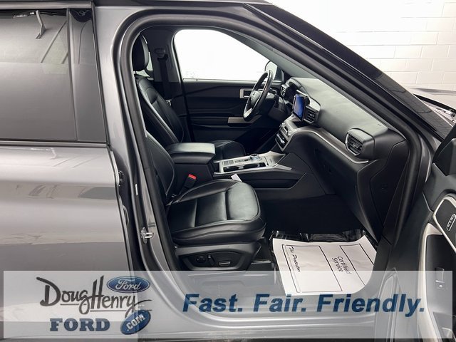Used 2023 Ford Explorer XLT w/ Equipment Group 202A image 41