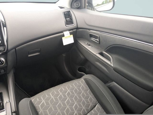 New 2026 Mitsubishi Outlander Sport ES image 15