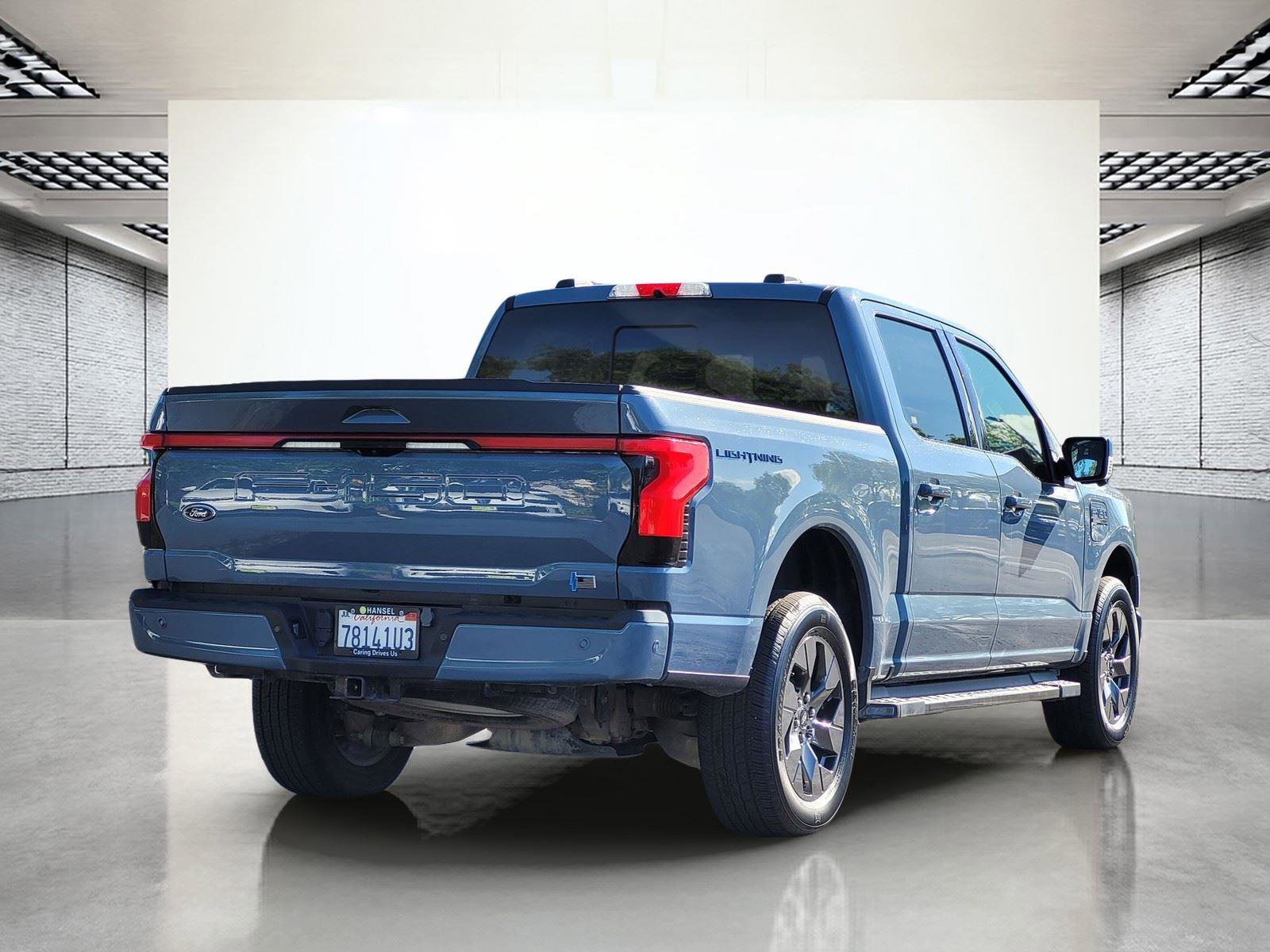 Used 2023 Ford F150 Lightning Lariat w/ Equipment Group 511A High image 5