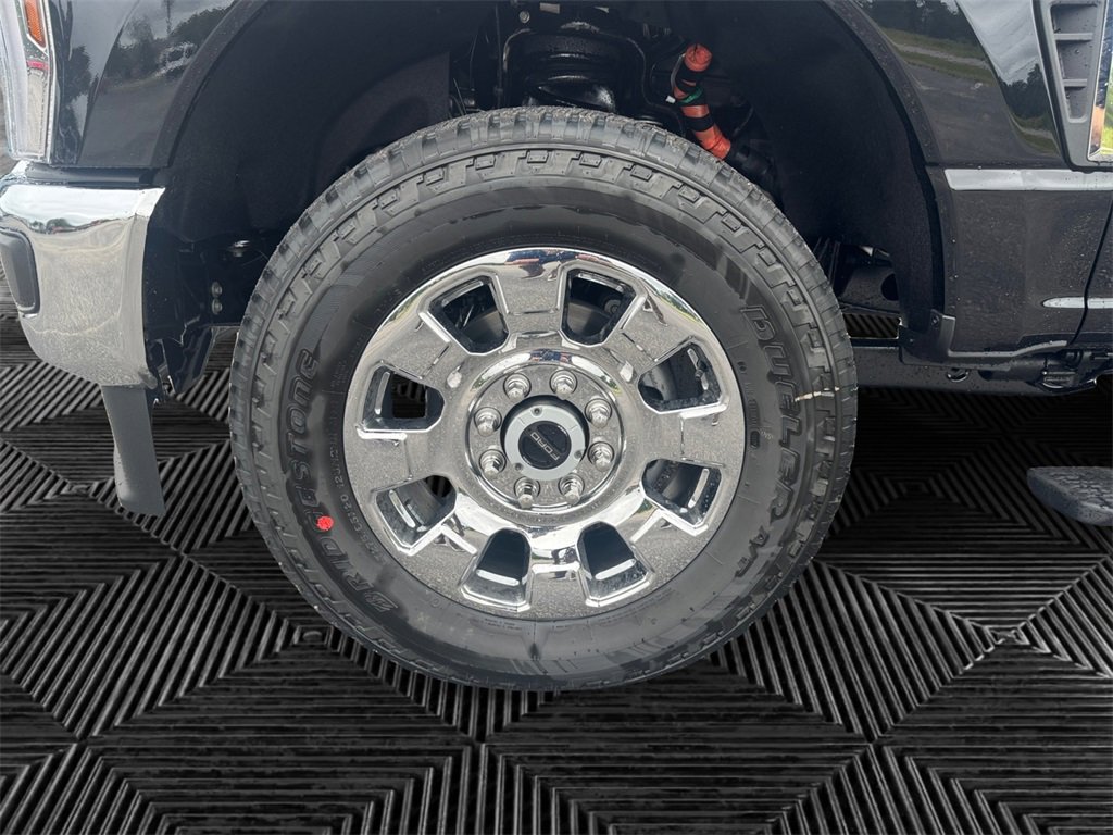 New 2026 Ford F250 Lariat image 9