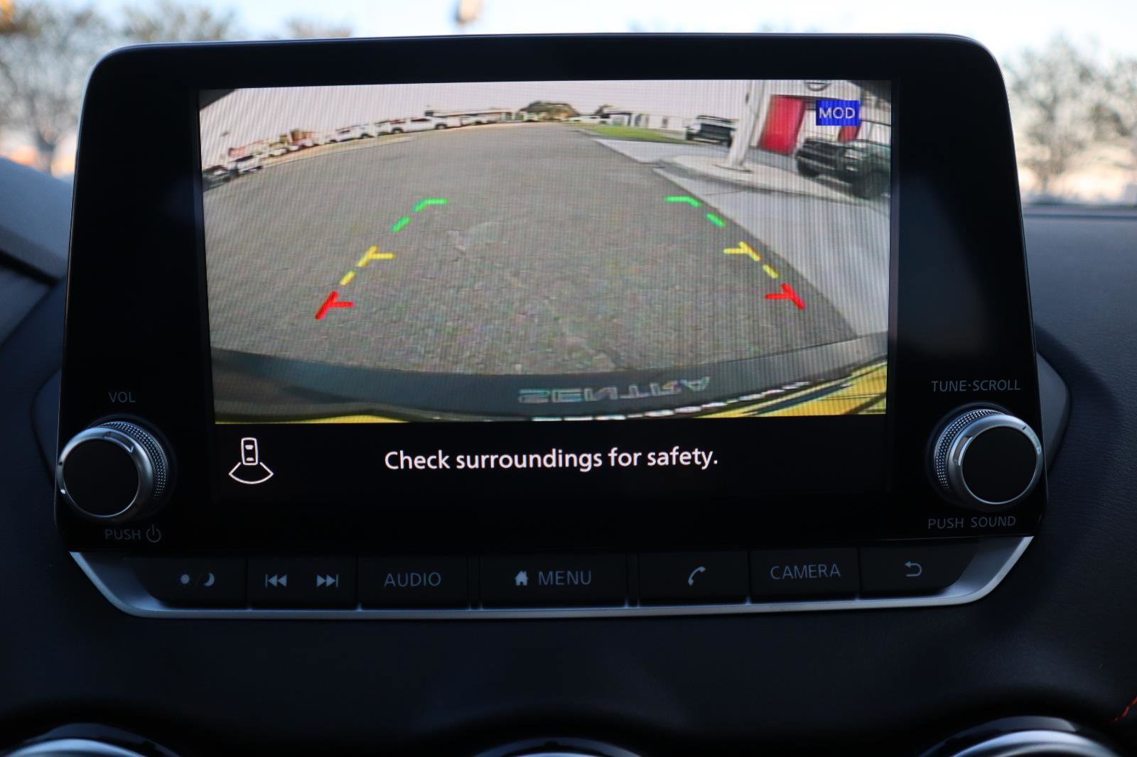 Used 2025 Nissan Sentra SR w/ SR Premium Package image 29